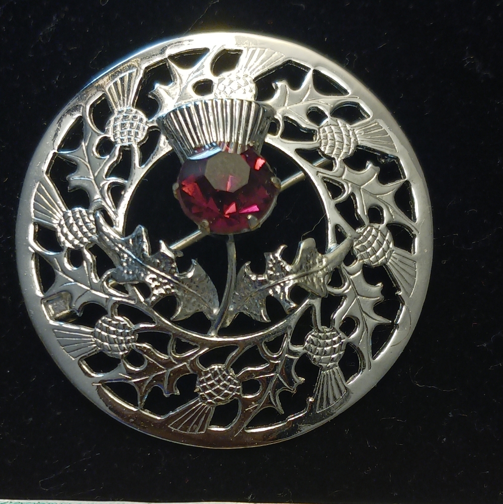 Mizpah Celtic Thistle Brooch, Amethyst Glass?, Excellent Condition